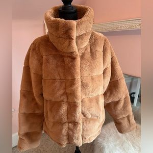Abercrombie & Fitch Tan Puffer Jacket